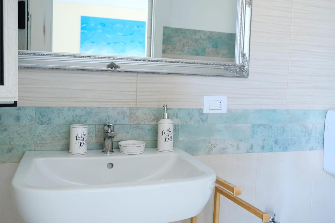 B&B Una Favola Di Mare ลัมเปดูซา ภายนอก รูปภาพ